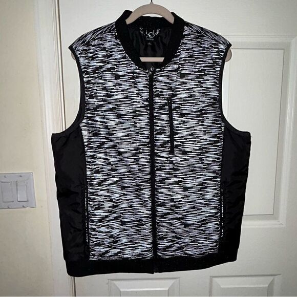 Ideology Reflective Zipper Front Light Puff Sleeveless Vest - Picture 2 of 9